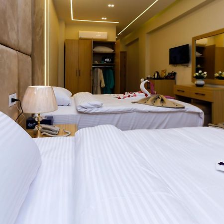 Rizk Pyramids View Hotel Kafret el-Gabal エクステリア 写真