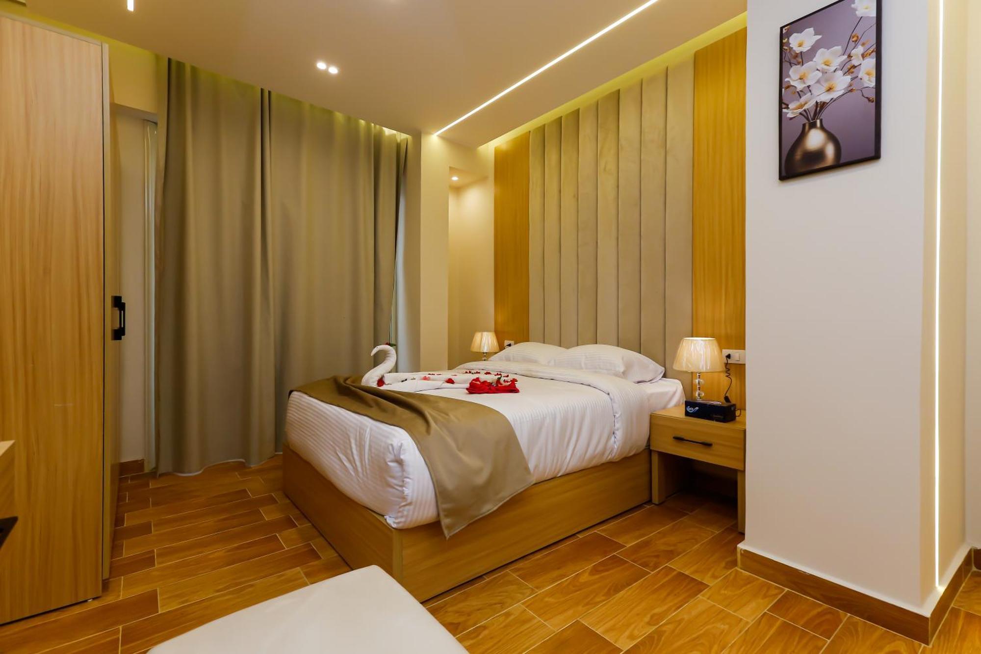 Rizk Pyramids View Hotel Kafret el-Gabal エクステリア 写真